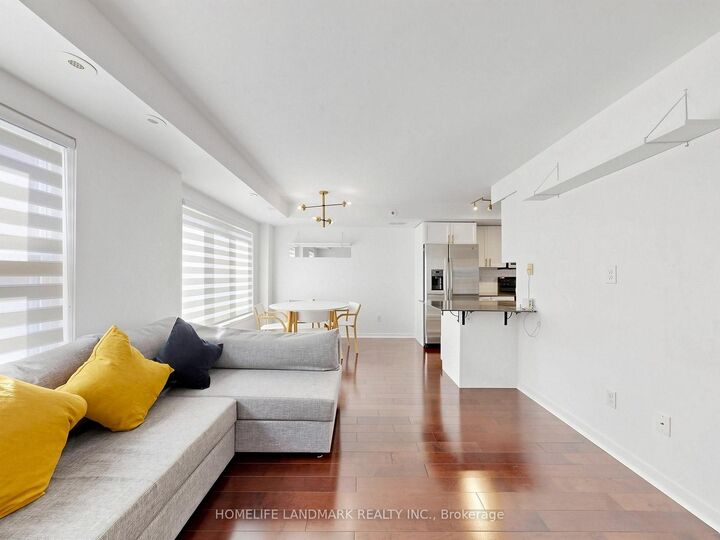 Property Photo:  29 Frances Loring Lane 4  ON M4M 3E8 