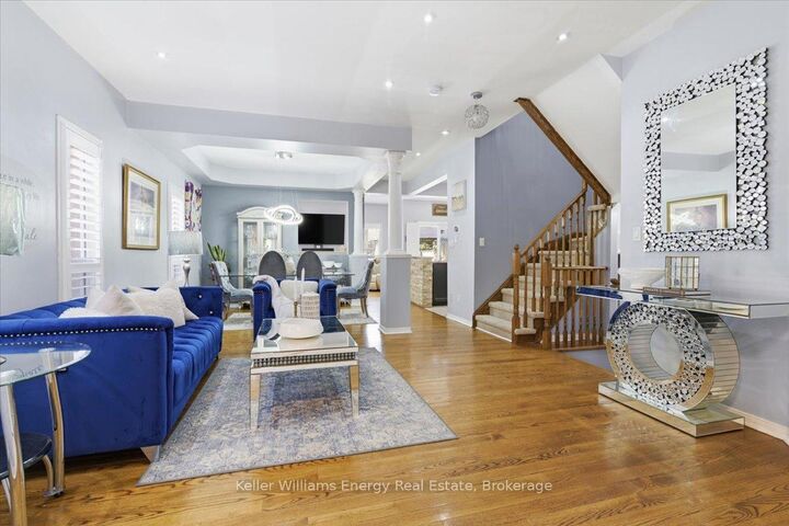 Property Photo: 9 Iberville Road W ON L1M 1H5