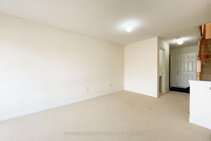 Property Photo:  5295 Major Mackenzie Drive E  ON L6C 0N3 