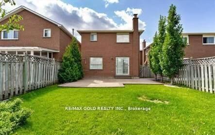 Property Photo: 36 Windmill Boulevard ON L6Y 3E4