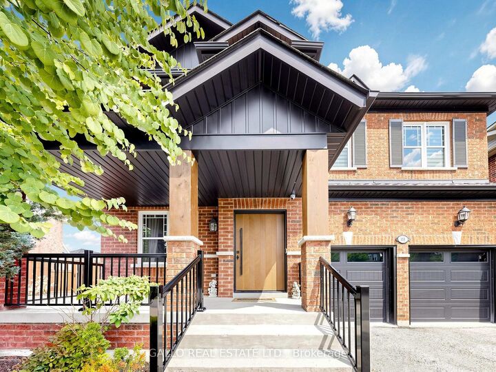 Property Photo: 111 Pondmede Crescent ON L4A 0E3