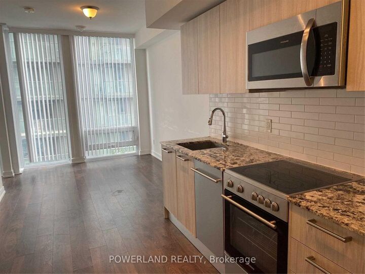 Property Photo:  28 Wellesley Street E 2305  ON M4Y 1G3 
