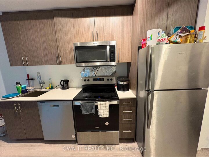 Property Photo: 2782 Barton Street E 312 ON L8E 2J8