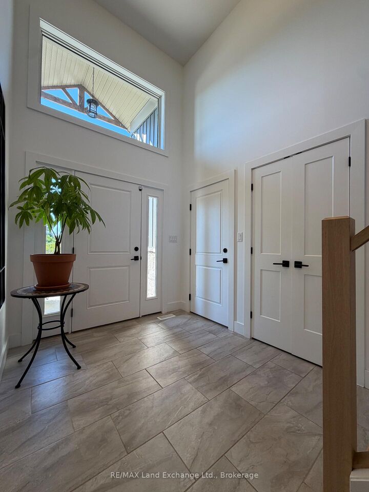 Property Photo:  407 Ridge Street  ON N0H 2C3 