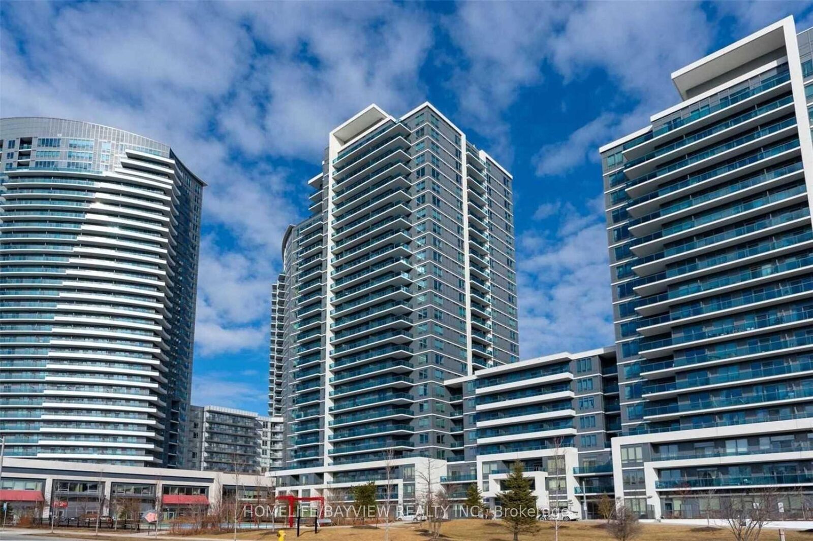 Property Photo:  7165 Yonge Street 1103  ON L3T 0C9 