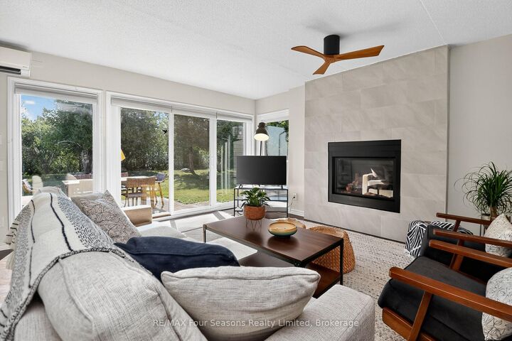 Property Photo: 44 Trott Boulevard 13 ON L9Y 5B7