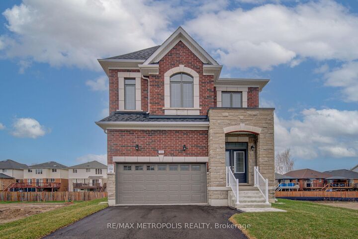 100 Moss Drive — photo 1