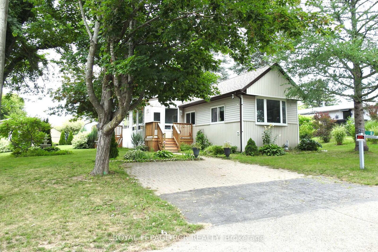 Property Photo:  8 Claremont Crescent  ON L3V 0P9 