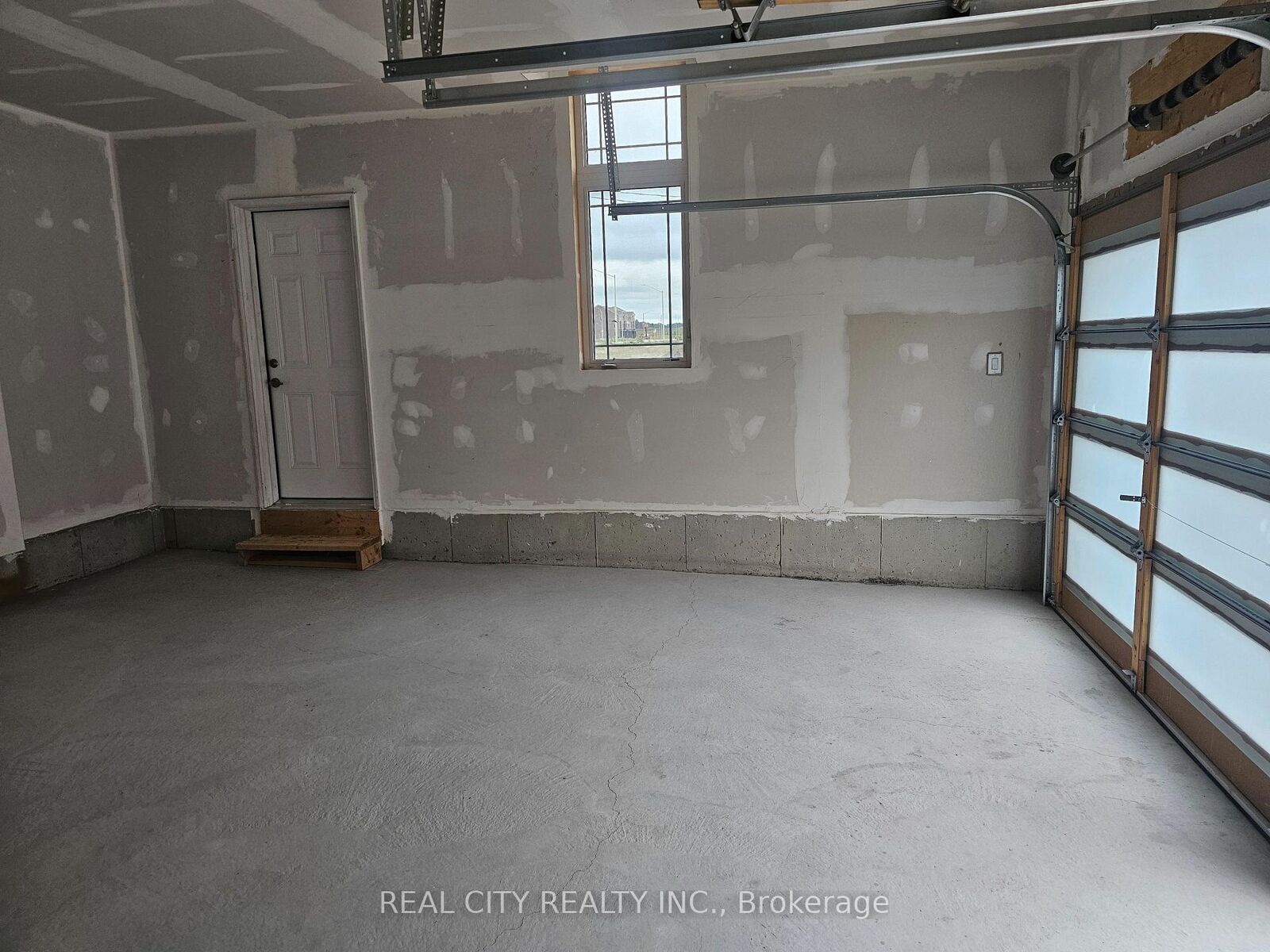Property Photo: 2873 Whites Road ON L0H 1J0