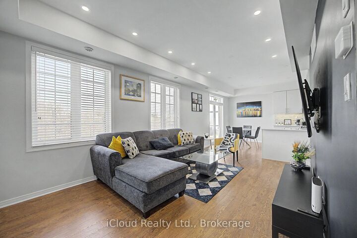 180 Howden Boulevard 6 — photo 1