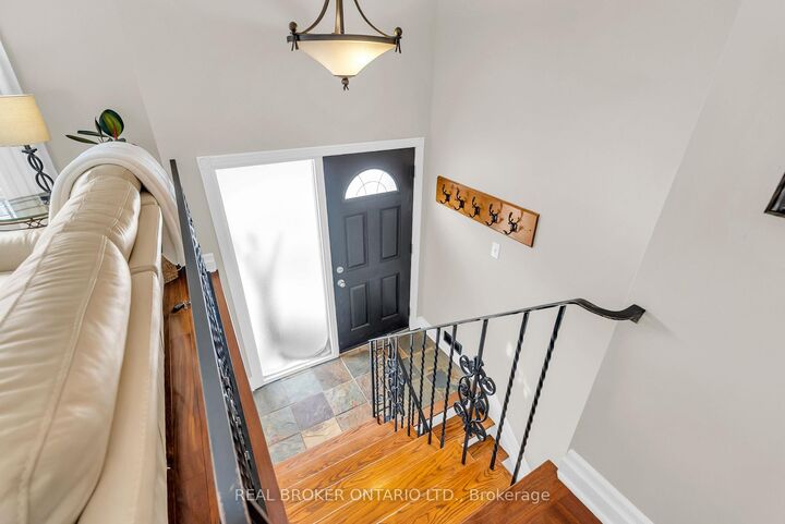 Property Photo: 2477 Old Fort Road ON L4R 4K3