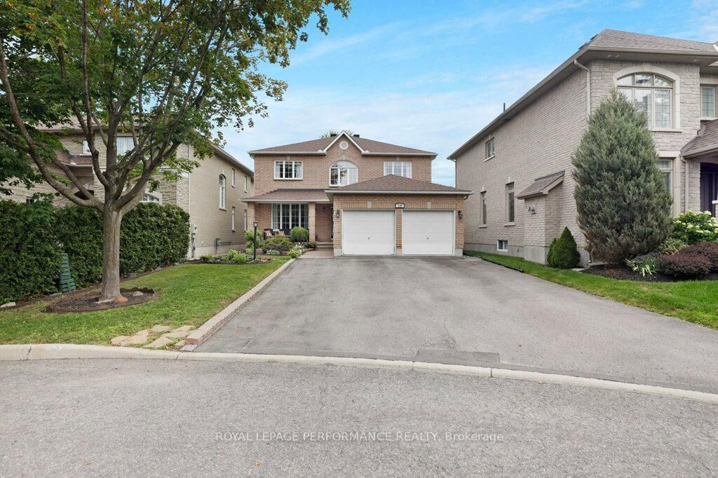 Property Photo: 28 Monet Court ON K1T 4B6