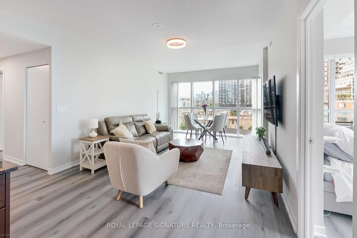 Property Photo:  69 Lynn Williams Street 904  ON M6K 3R7 