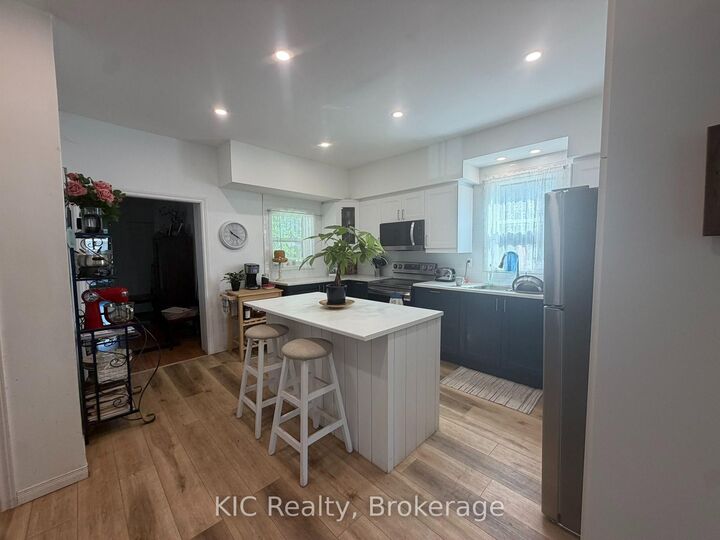 Property Photo: 48 George Street E ON K0L 1Z0