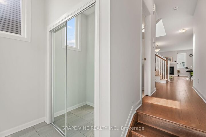533 Winterset Road — photo 1
