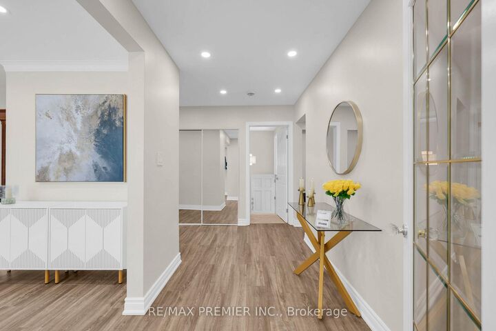 Property Photo: 62 Keegan Crescent ON M3J 1G2