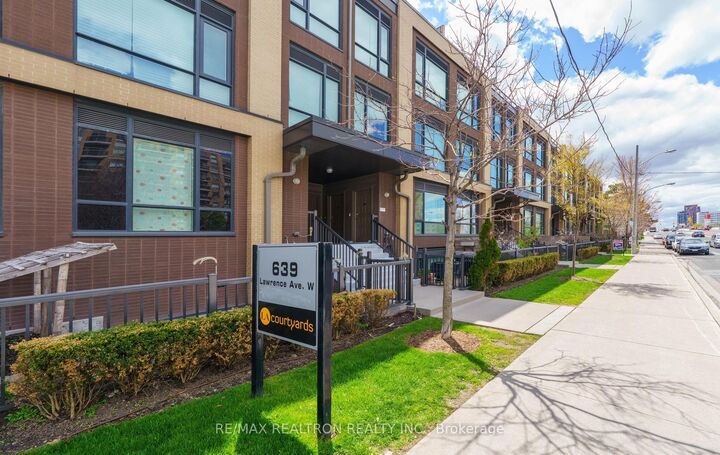 Property Photo:  639 Lawrence Avenue W 206  ON M6A 1A9 