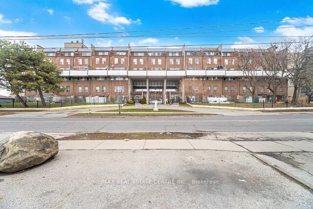 Property Photo:  10 Eddystone Avenue 255  ON M3N 2T2 