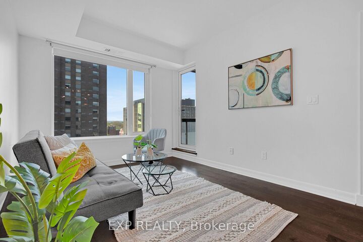 Property Photo:  238 Besserer Street 612  ON K1N 6B1 