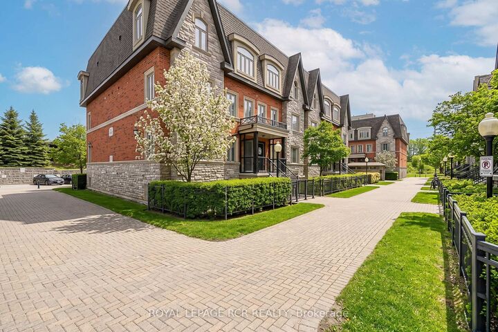 Property Photo: 326 John Street 138 ON L3T 0B1