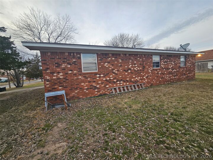 Property Photo:  4310 E 75th Street N  OK 74446 
