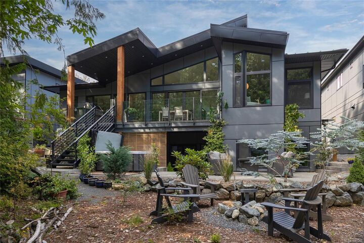 613 Medalist Ave — photo 1