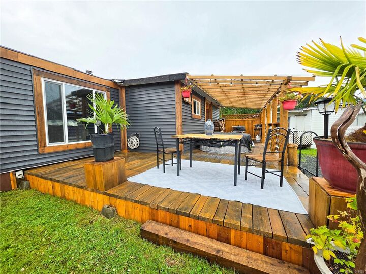Property Photo: 5250 Beaver Harbour Rd #87 BC V0N 2P0