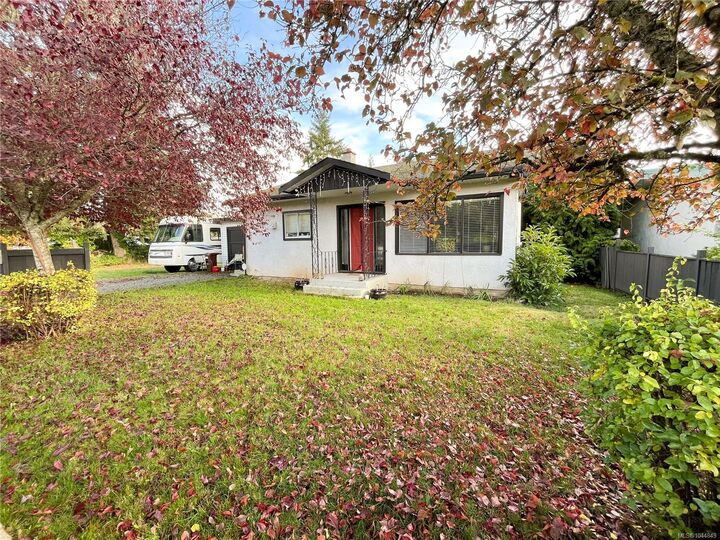 Property Photo: 1193 Dignan Rd BC V8M 1H4
