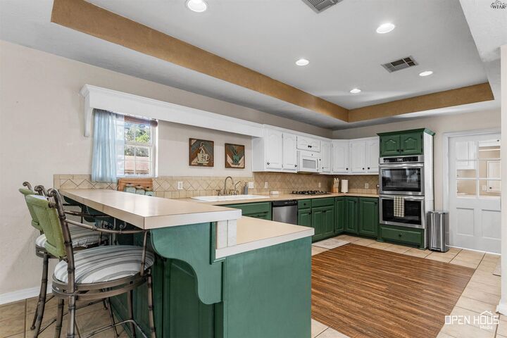 Property Photo: 3316 Kessler Boulevard TX 76309