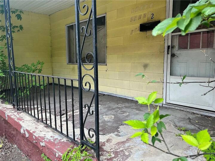 Property Photo: 220 Bank St PA 15417