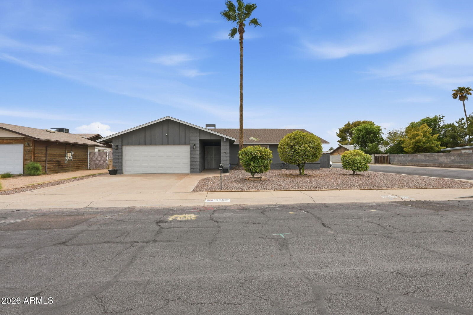 Property Photo:  5257 W Acapulco Lane  AZ 85306 