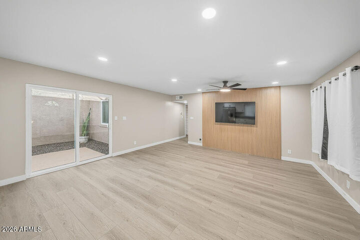 Property Photo:  2609 E Lemon Street  AZ 85288 