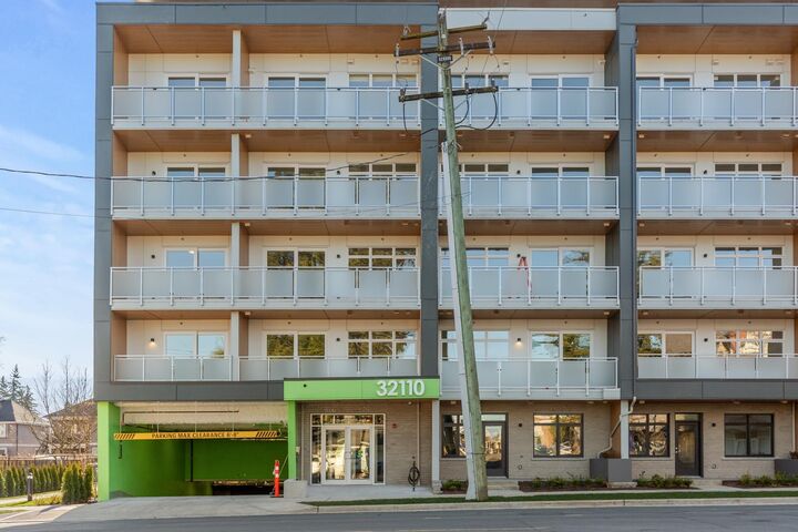 Property Photo:  32110 Hillcrest Avenue 205  BC V2T 1S4 