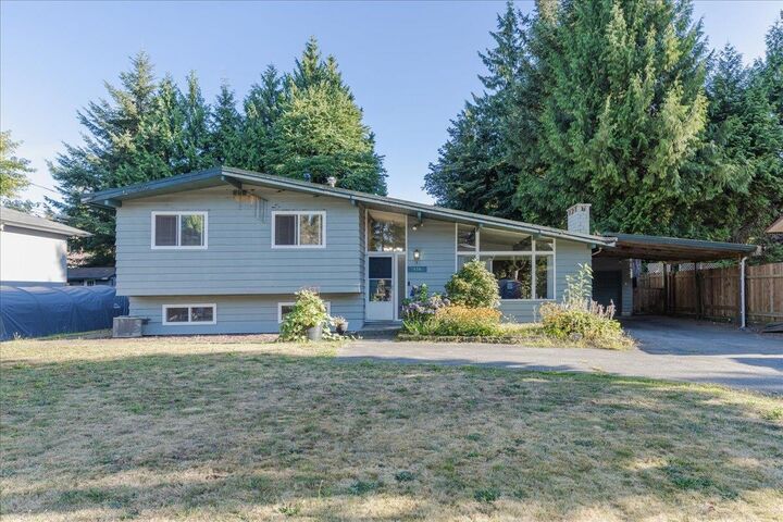 21784 Donovan Avenue — photo 1