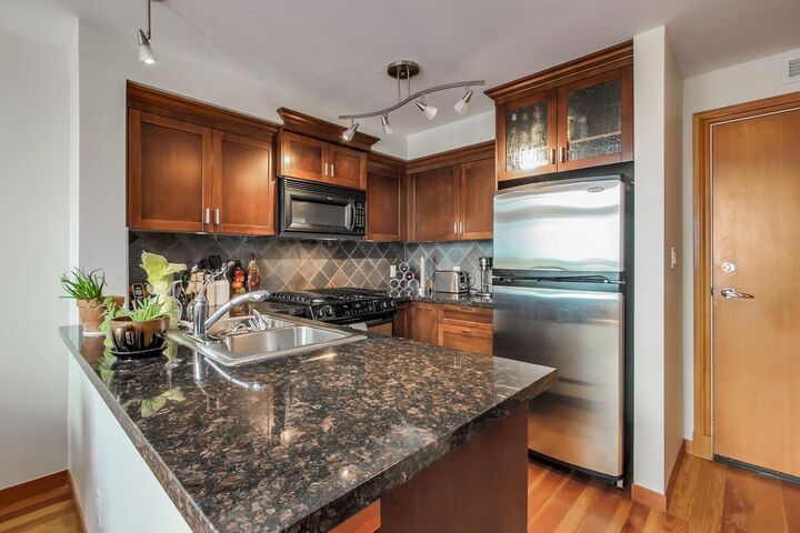 Property Photo:  7 Rialto Court 513  BC V3M 7A8 