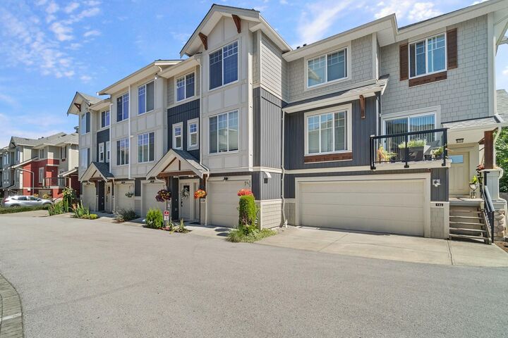 20498 82 Avenue 110 — photo 1