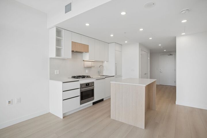 Property Photo: 13573 98A Avenue 2905 BC V3T 0X1