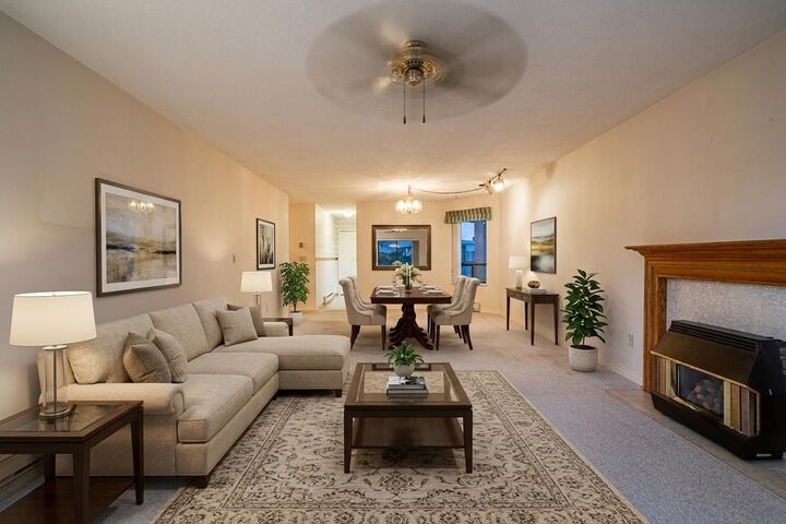 Property Photo: 14957 Thrift Avenue 201 BC V4B 2K1