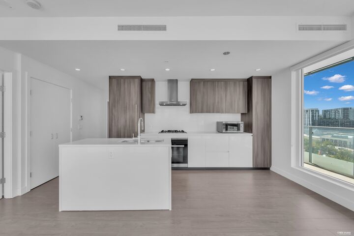 Property Photo: 8133 Cook Road 904 BC V6Y 0L7
