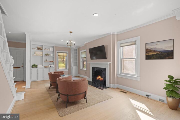 Property Photo: 4718 Reservoir Road NW DC 20007