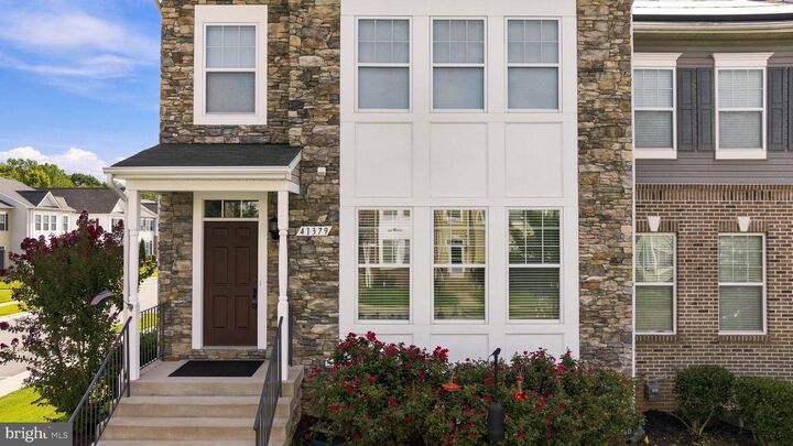 Property Photo: 41379 Margrove Circle MD 20650