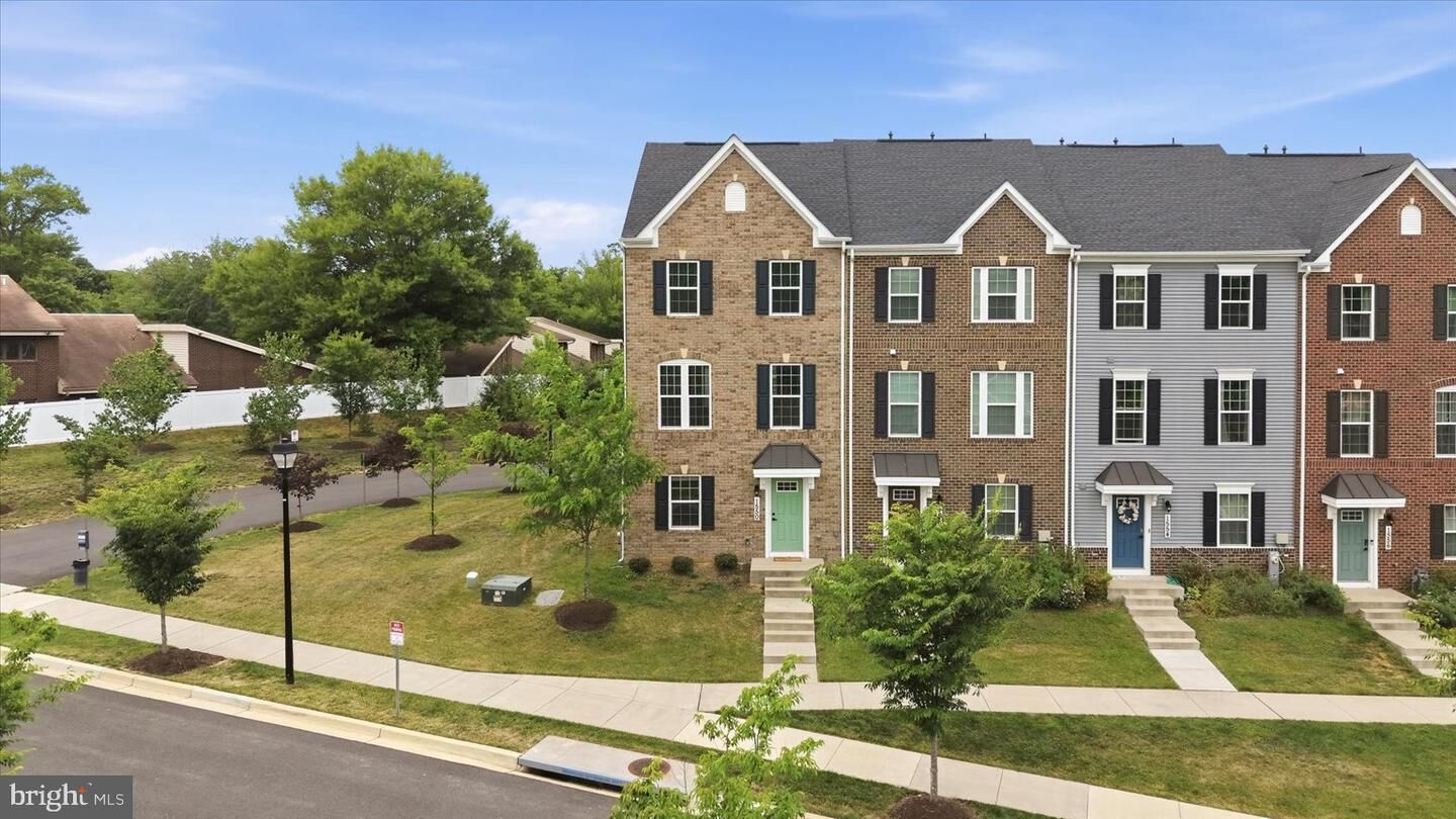 Property Photo:  1550 Adamson Way  MD 20716 