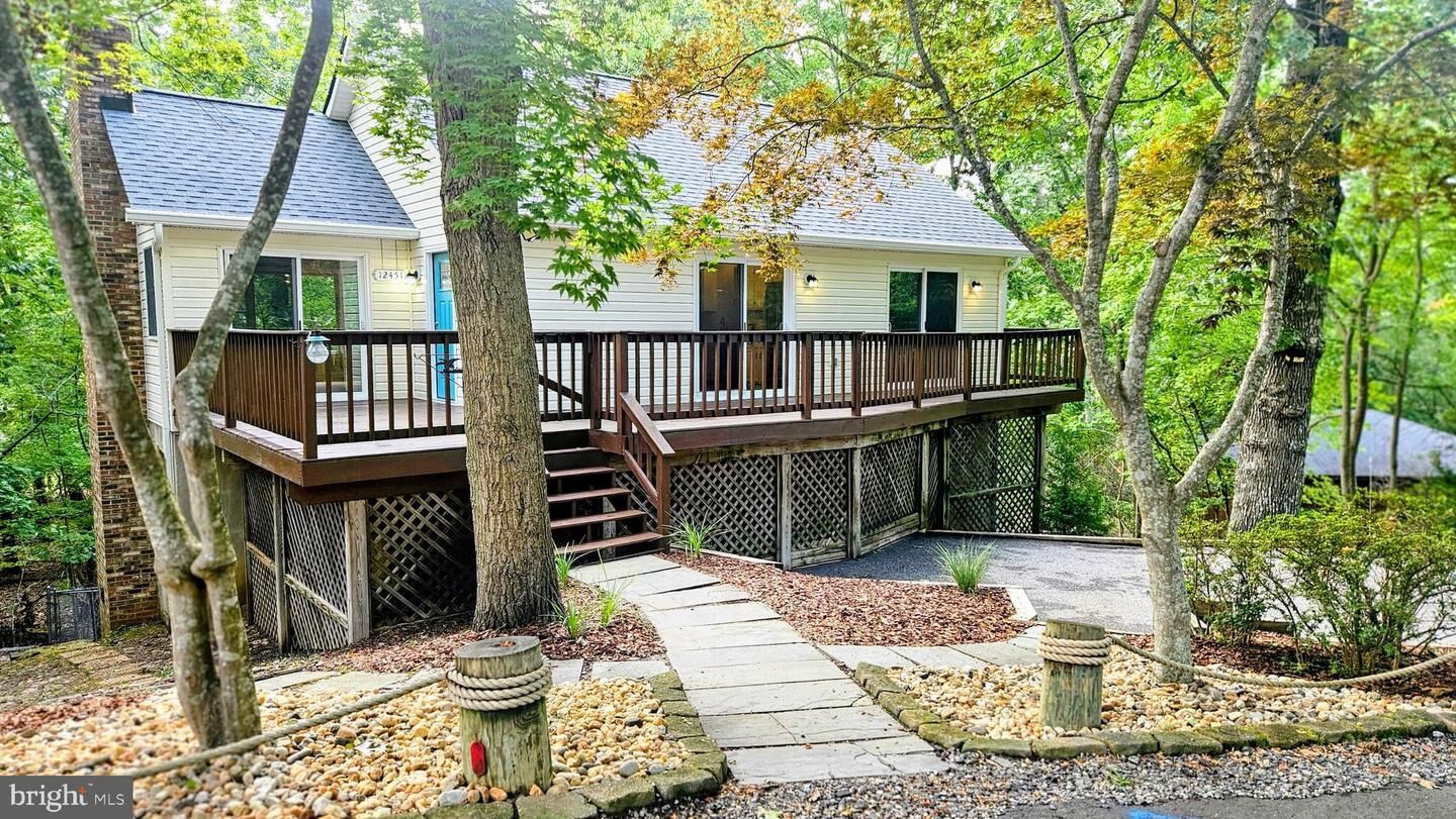 Property Photo: 12451 El Dorado Lane MD 20657