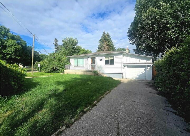 Property Photo:  451 Scotia Street  MB R2V 1X6 