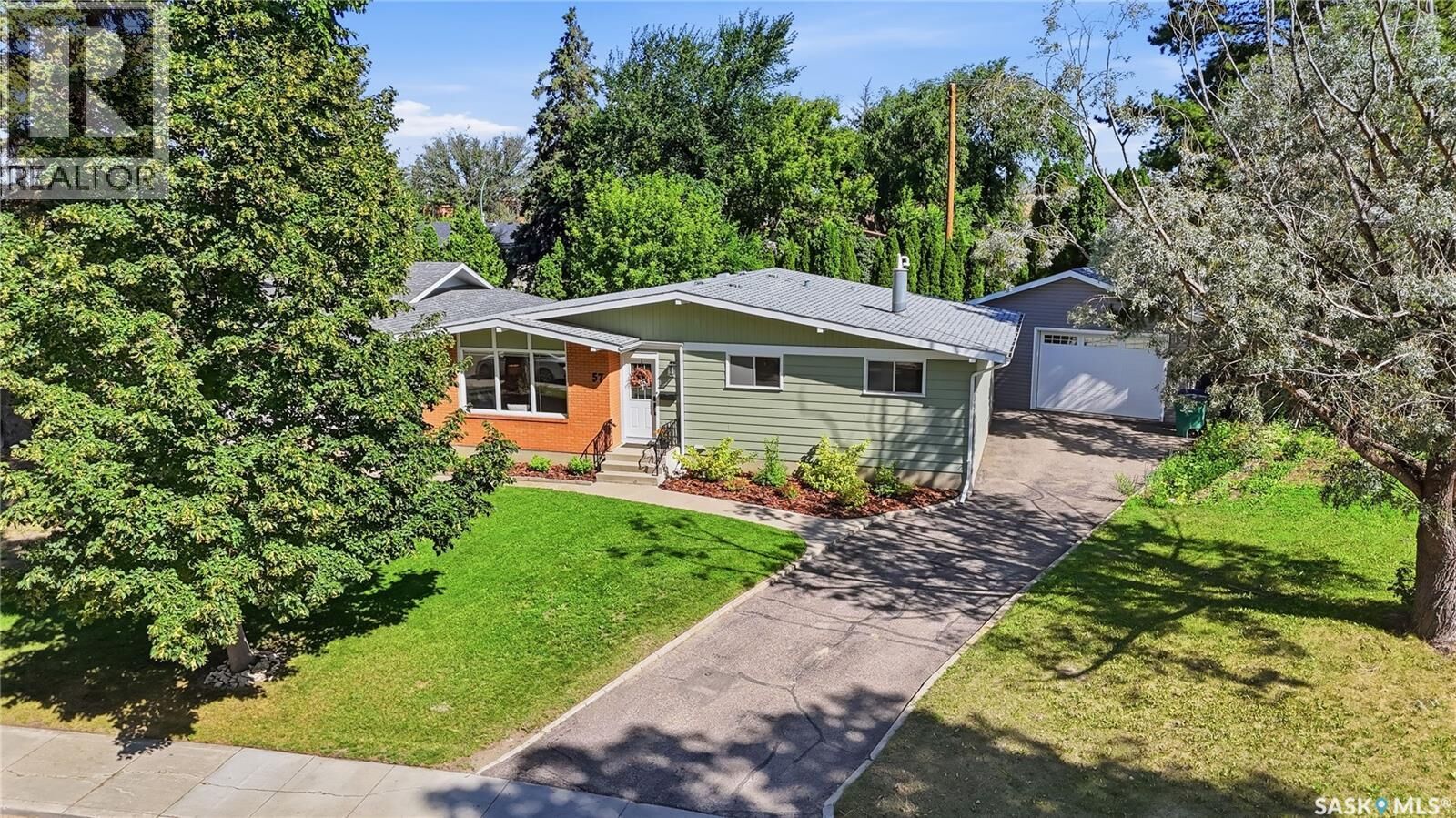 Property Photo: 57 Potter Crescent SK S7H 3L2