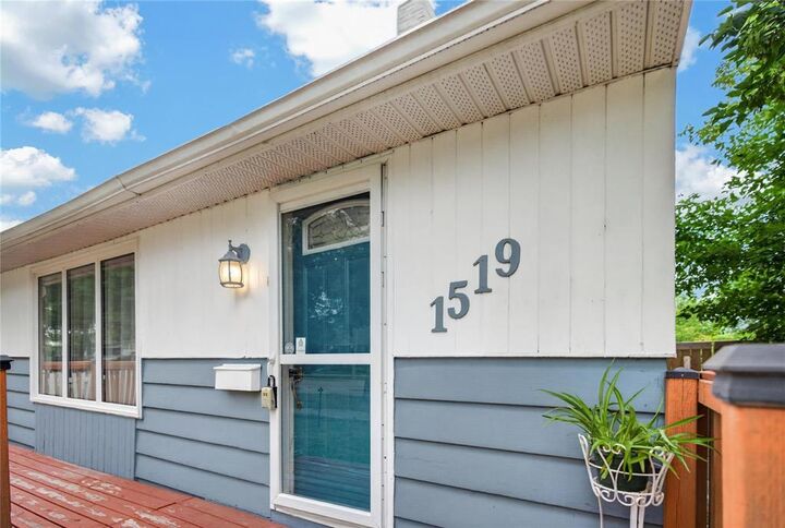 Property Photo:  1519 Magnus Avenue  MB R2X 0P6 