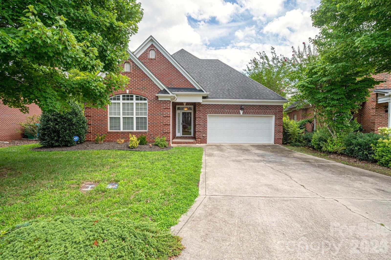 Property Photo:  5308 Old Course Drive  NC 28032 