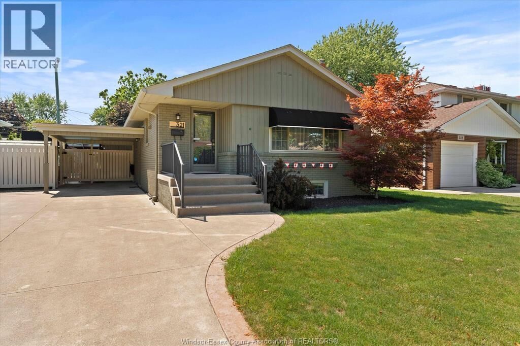 Property Photo:  321 Betty Drive  ON N8S 3W9 