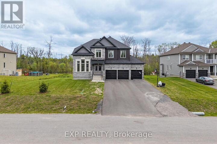 Property Photo: 272 Antler Court ON K0A 1A0