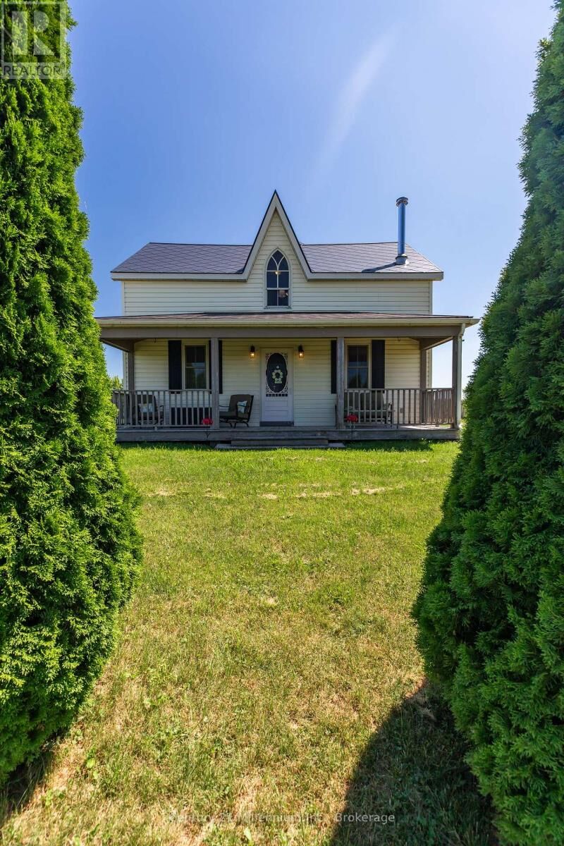Property Photo:  702174 Sideroad 5  ON N0H 1K0 